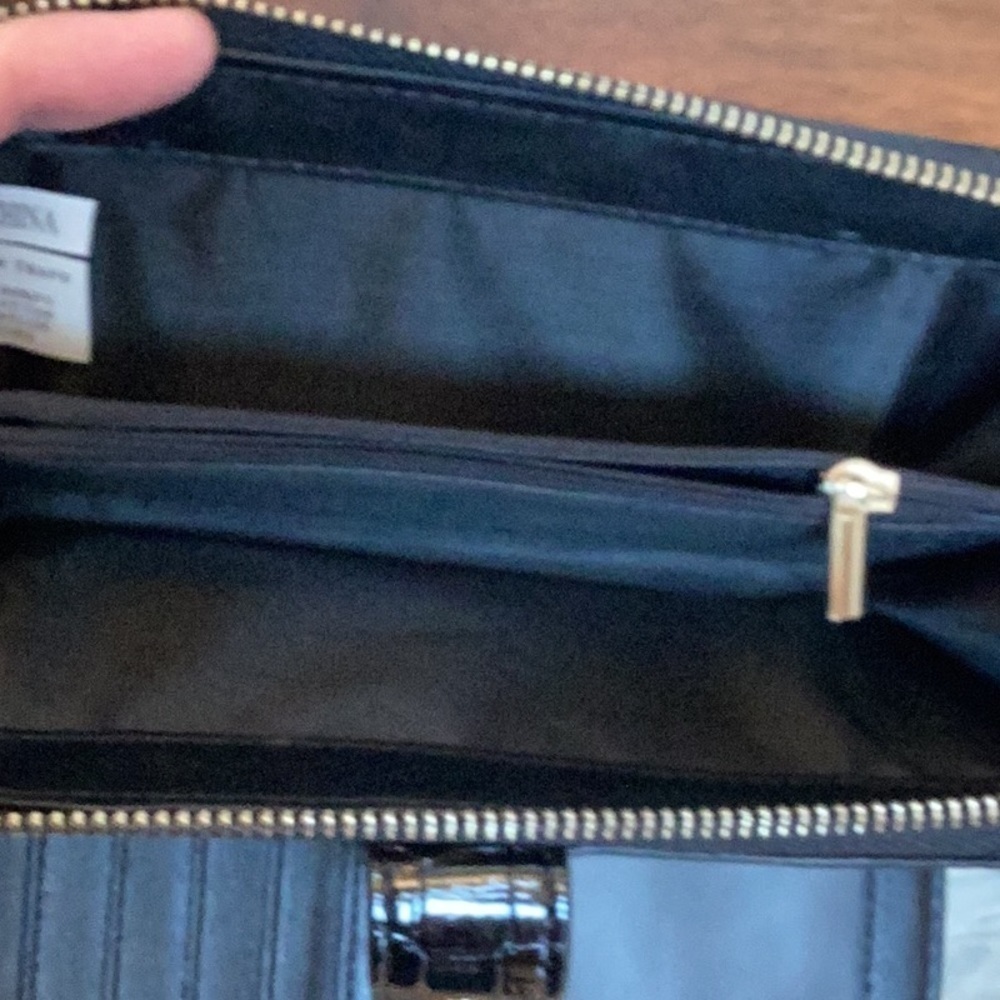 LANY paparazzo wallet/wristlet - Picture 12 of 16
